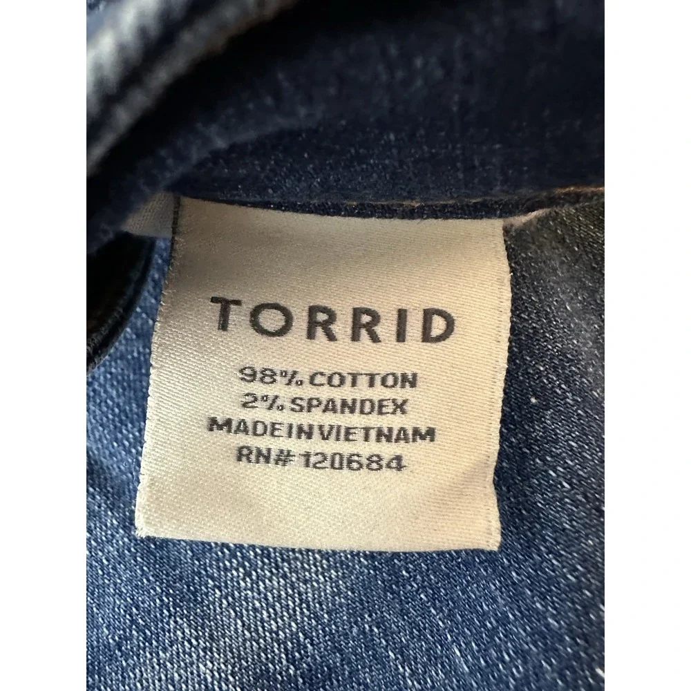 TORRID Denim Blue Jean High Rise‎ Shorts Women Plus Size 24 Stretch Classic